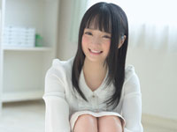 無修正個人撮影作品「アニメ声ナンパしたコがロ・リ系Fカップ巨乳ちゃんと3P！ローションヌルヌルでおっぱいモミモミ♪チンポを咥えながら突かれまくって今度は2発中出しｗ」清宮すず(天木みすず・清村鈴)